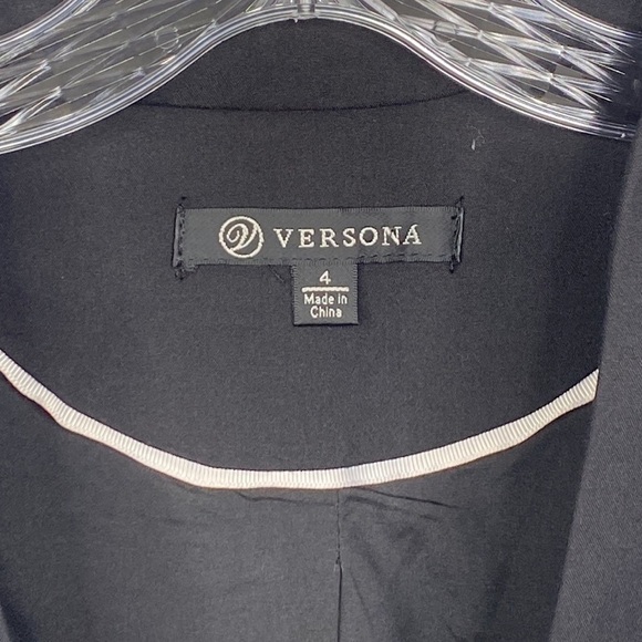 Versona Solid Black Clasp Close Career Sport Blazer Women's Size 4 - Picture 4 of 8